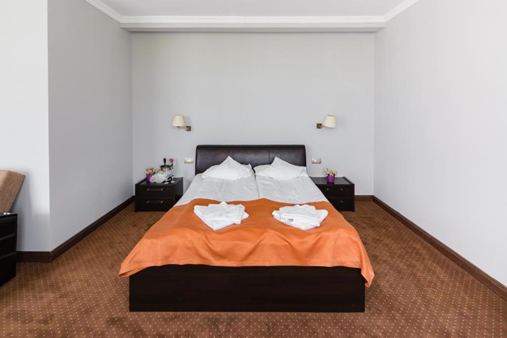 Hotel Opal Zalău Extérieur photo
