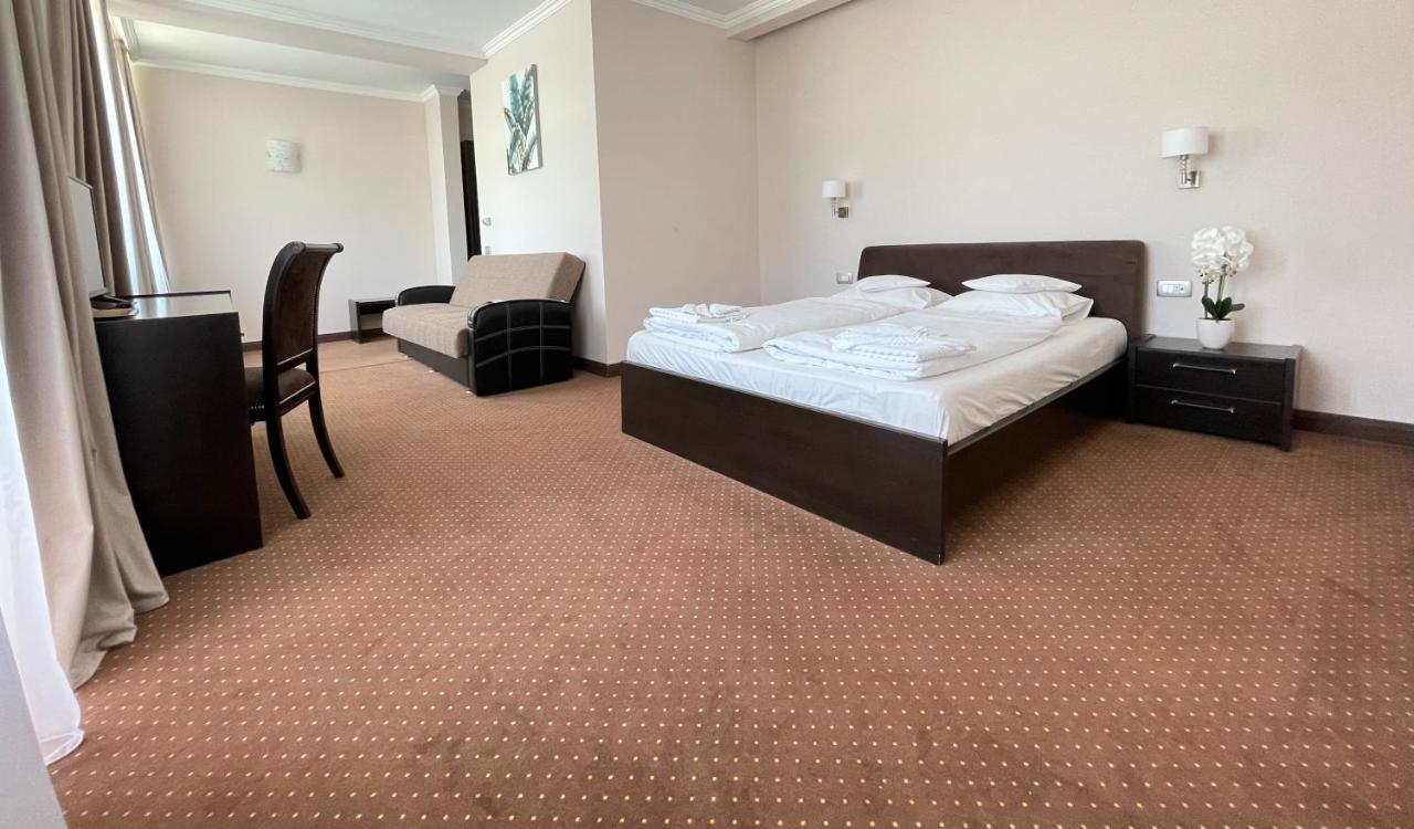 Hotel Opal Zalău Extérieur photo