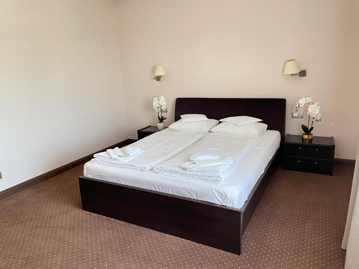 Hotel Opal Zalău Extérieur photo